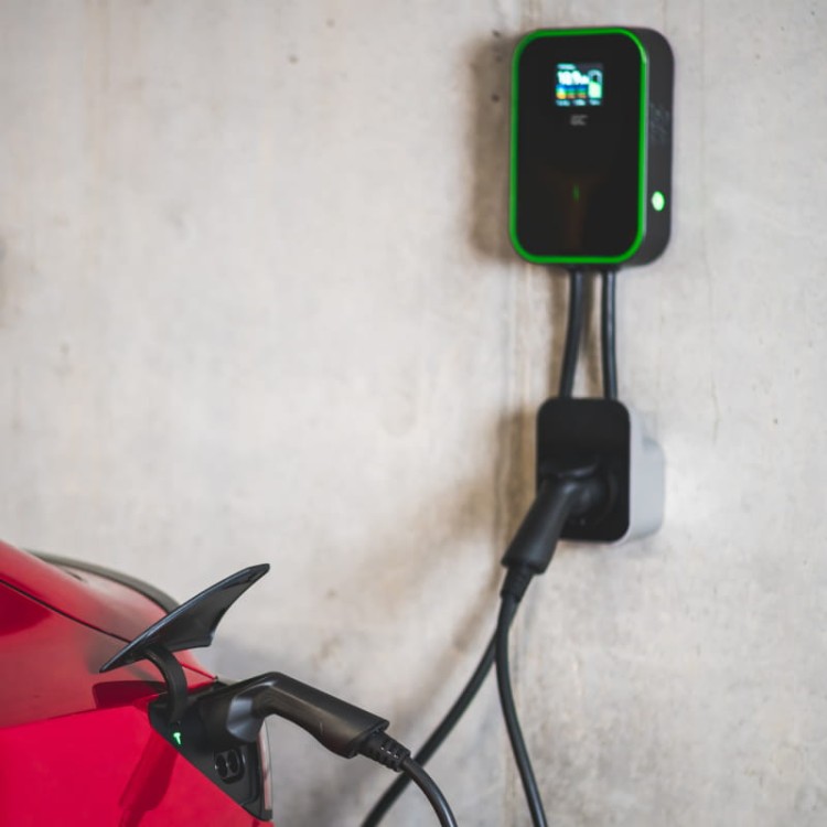 green-cell-wallbox-22kw-gc-powerbox-rfid-ladowarka-ev-do-tesla-model-s-3-x-y-vw-id3-id4-fiat-500e-kia-ev6-ford-mach-e (2).jpg